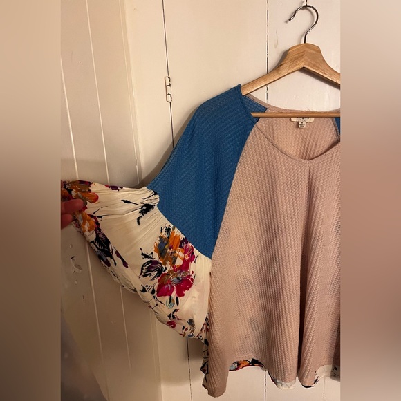 Waffle Block Print Floral Batwing top - Picture 4 of 6